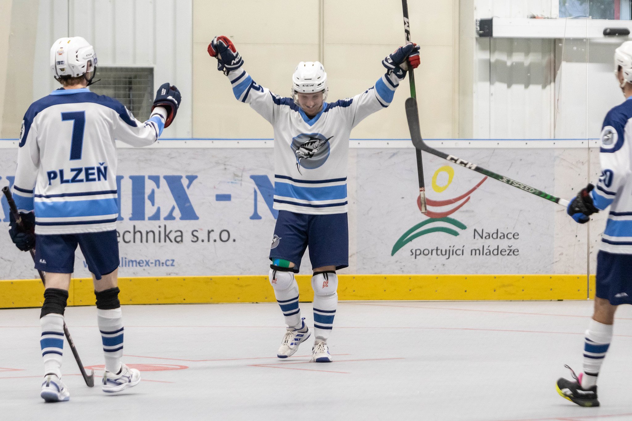 Stylov vzpomnka na mistry z roku 2005, meouni slav dal vhru